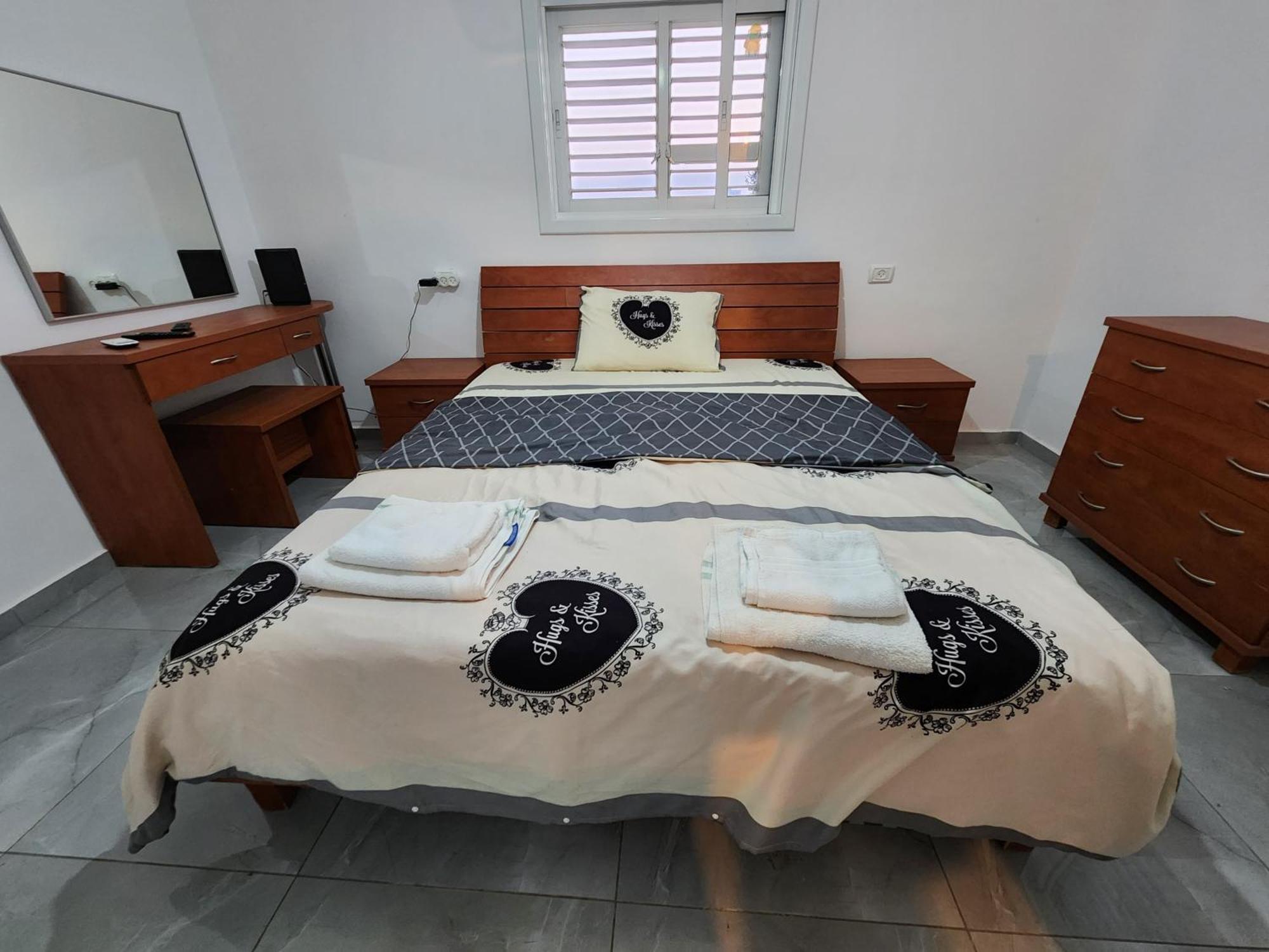 Short Term Stay In Rehovot Central Location Near Nes Ziona Rishon Lezion Jerusalem And Tel Aviv Eksteriør billede