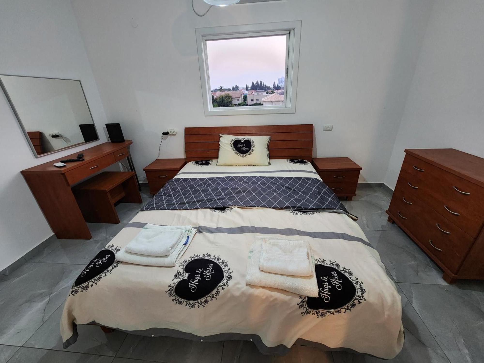 Short Term Stay In Rehovot Central Location Near Nes Ziona Rishon Lezion Jerusalem And Tel Aviv Eksteriør billede