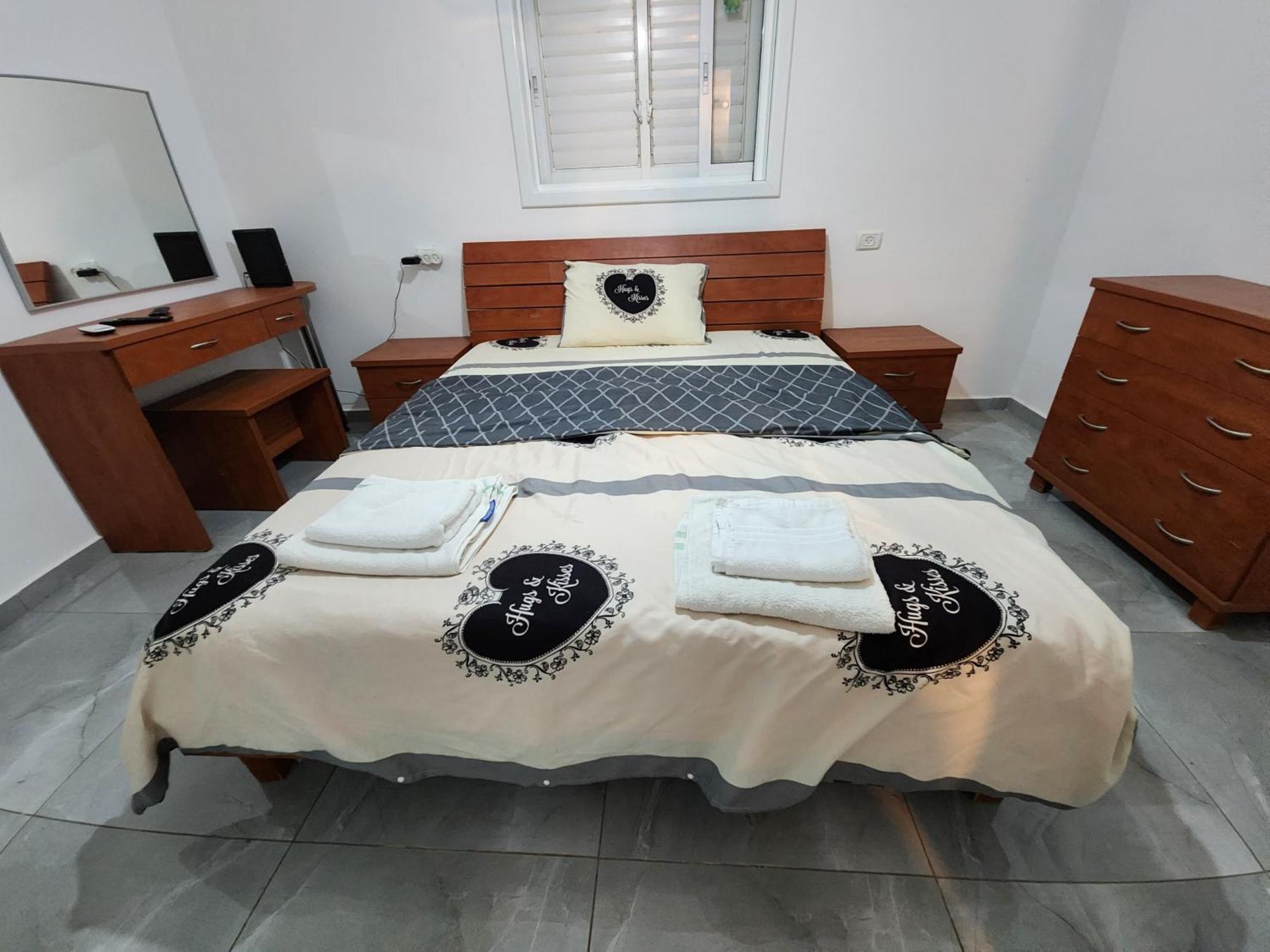 Short Term Stay In Rehovot Central Location Near Nes Ziona Rishon Lezion Jerusalem And Tel Aviv Eksteriør billede